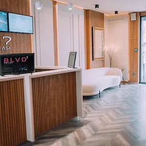 Blvd 7 Hotel