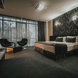 Noris Hotel