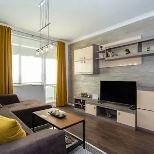 Stunning Location And Views!foothills Of Old Town! Apartment